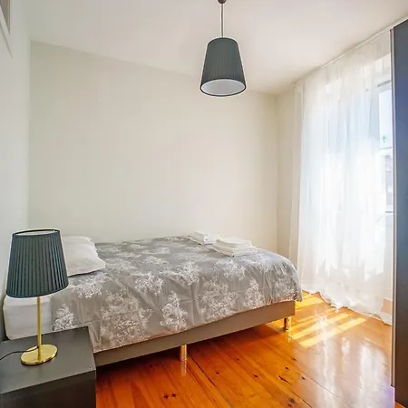 Apartmán Shortstayflat - New B. Alto